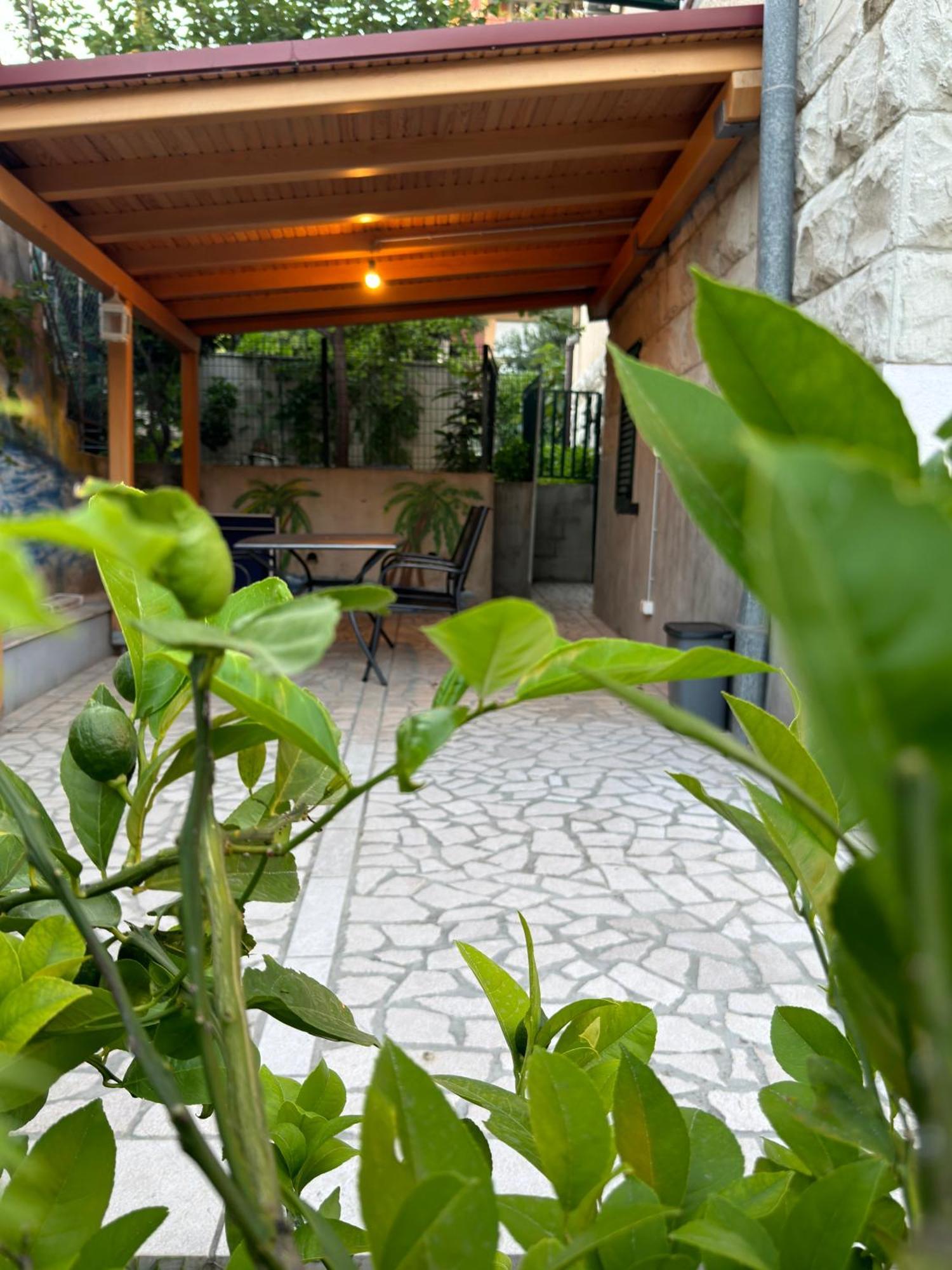 Appartement Valentinas Garden à Split Extérieur photo