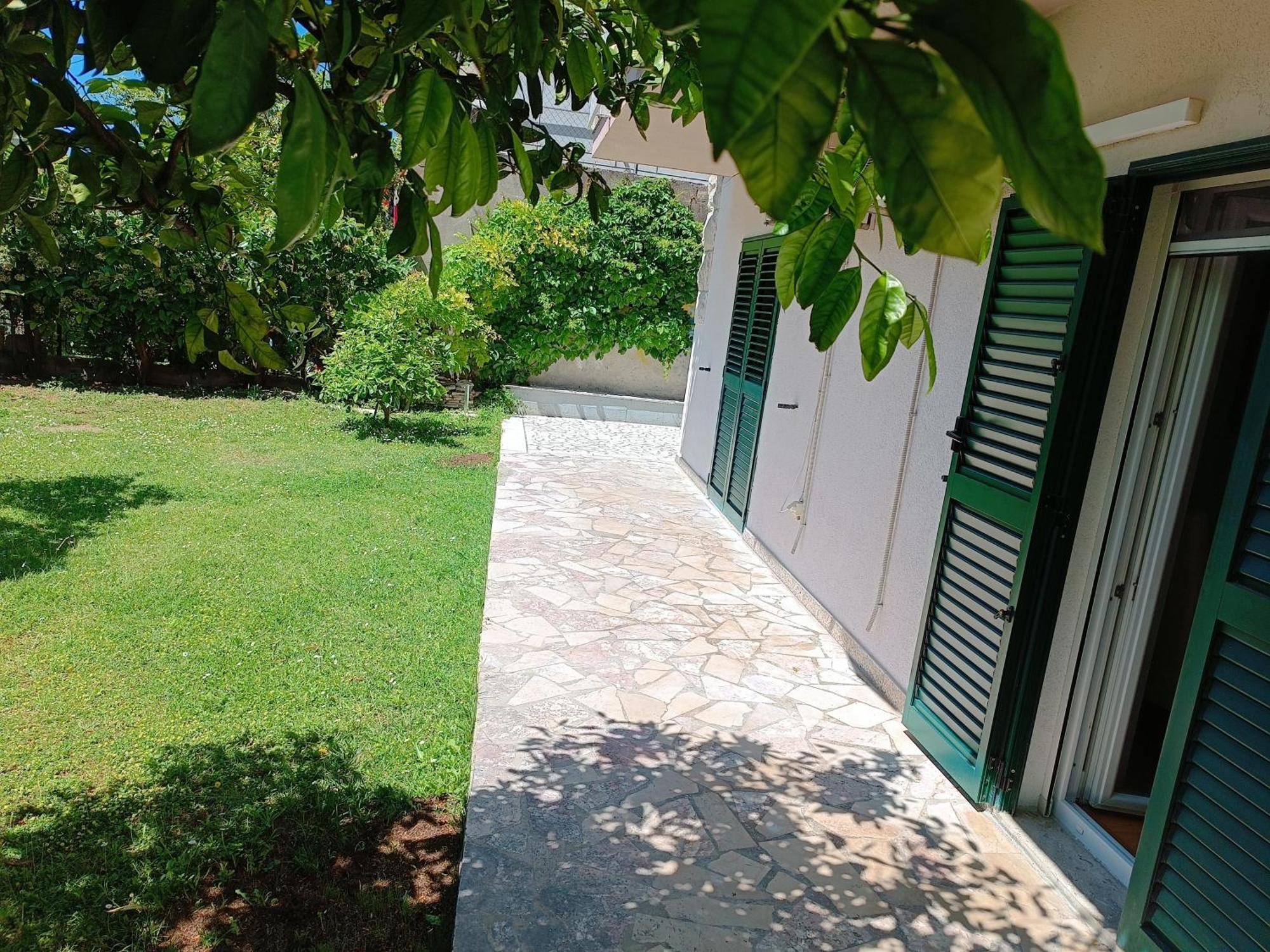 Appartement Valentinas Garden à Split Extérieur photo