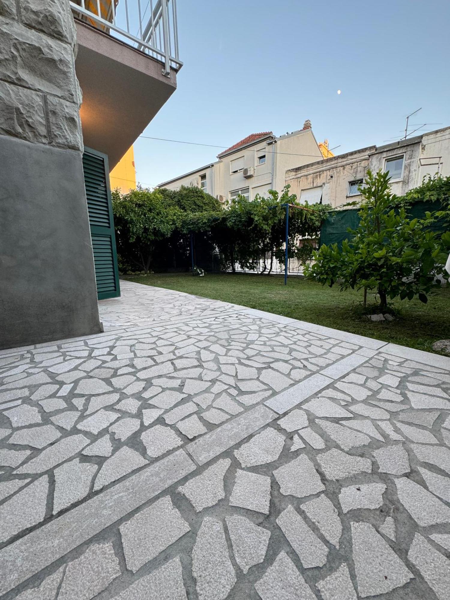 Appartement Valentinas Garden à Split Extérieur photo